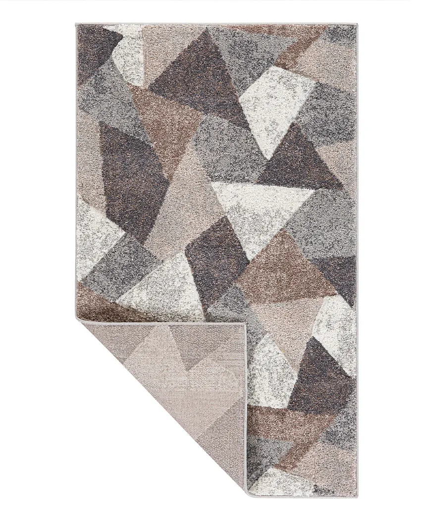Chic Floors Embrace the Elegance of Woven Carpets
