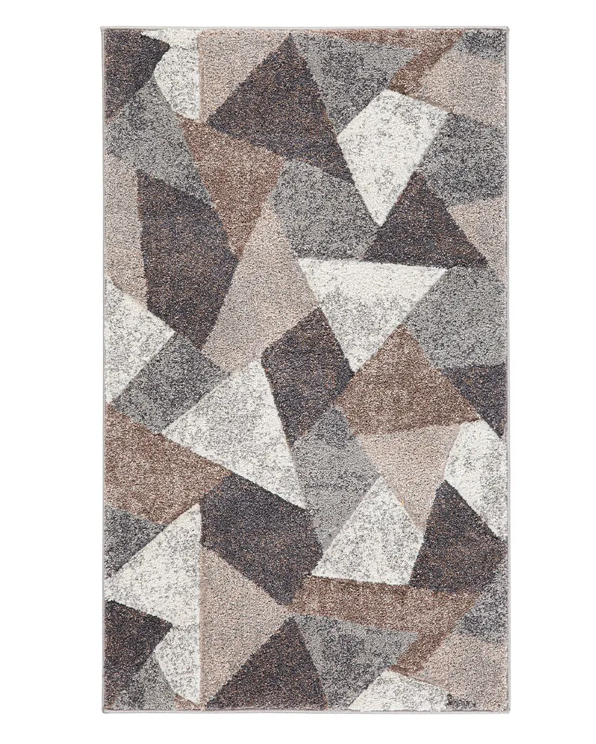 Chic Floors Embrace the Elegance of Woven Carpets