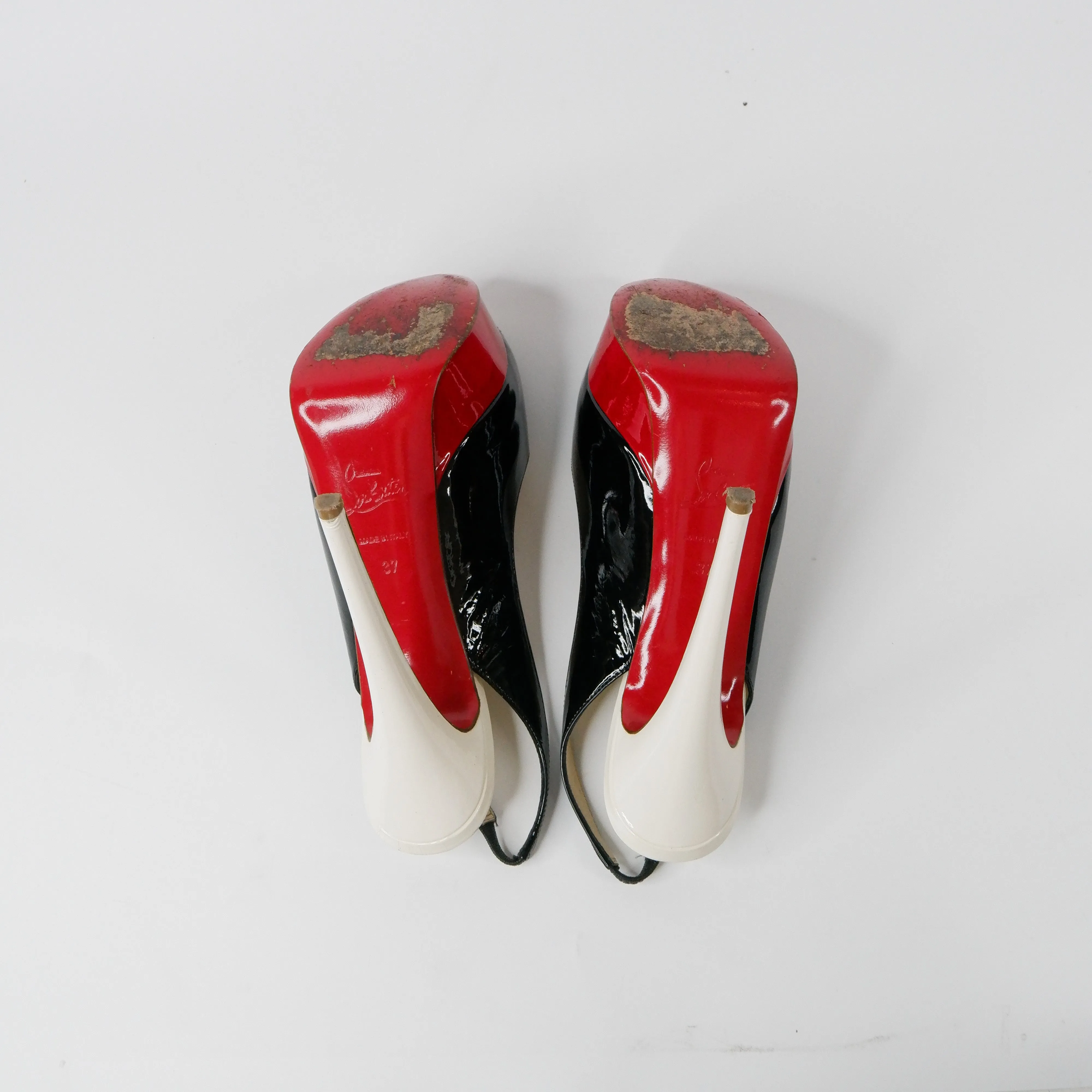 Christian Louboutin Patent Peep Toe Sling Back Black/white