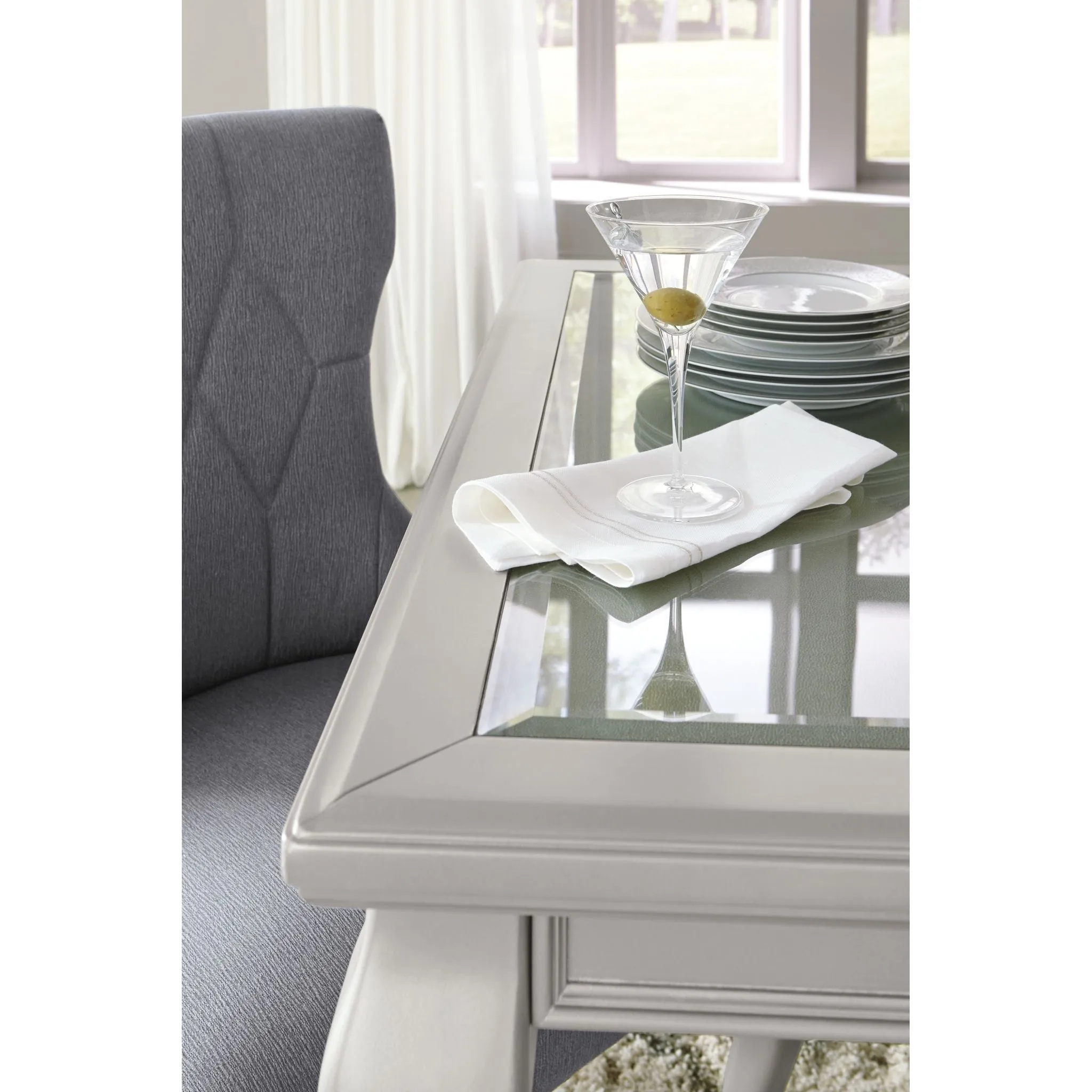Coralayne Table - Silver - (D650-35)