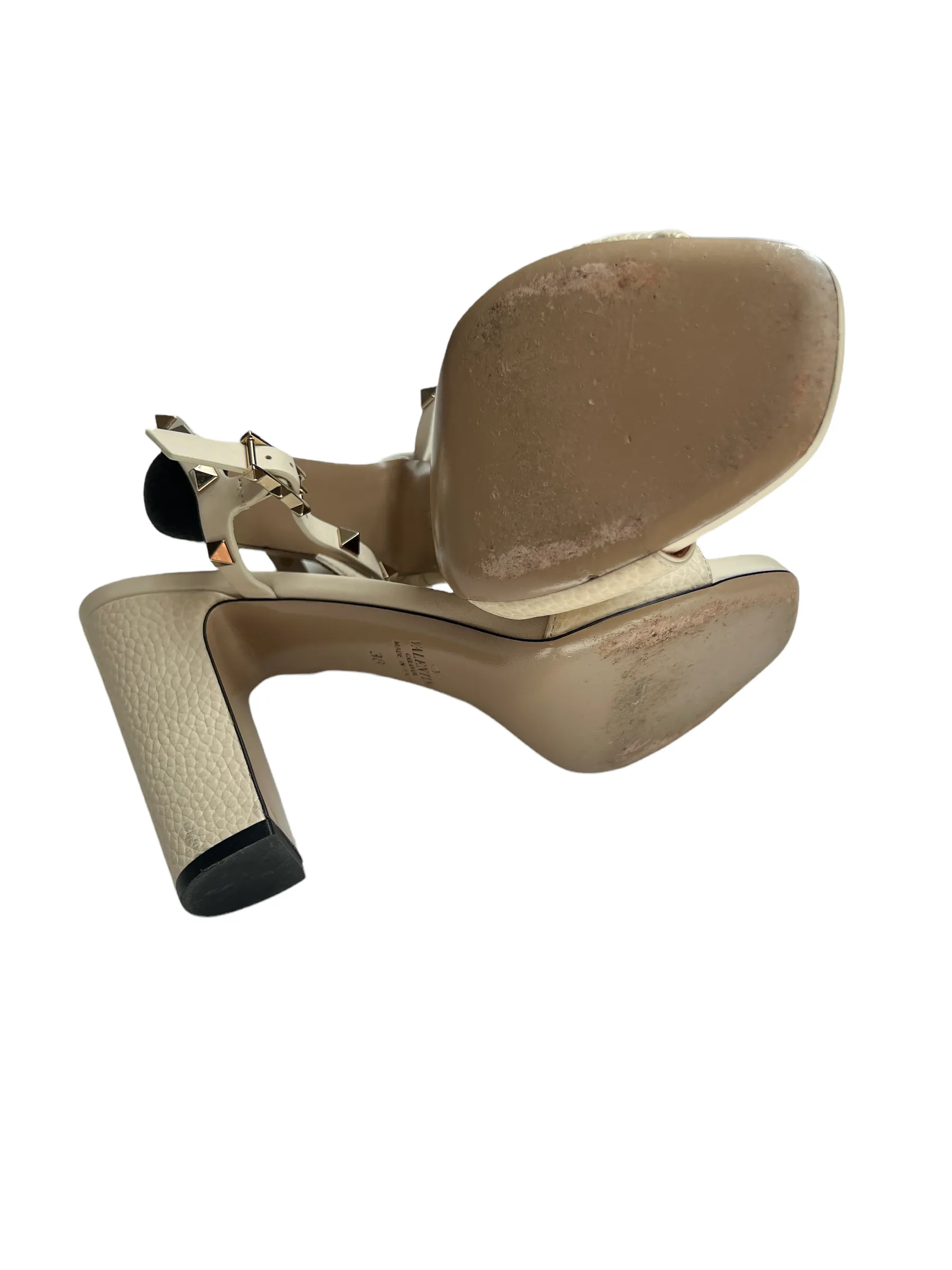 Cream Leather Rockstud Sandals - 8