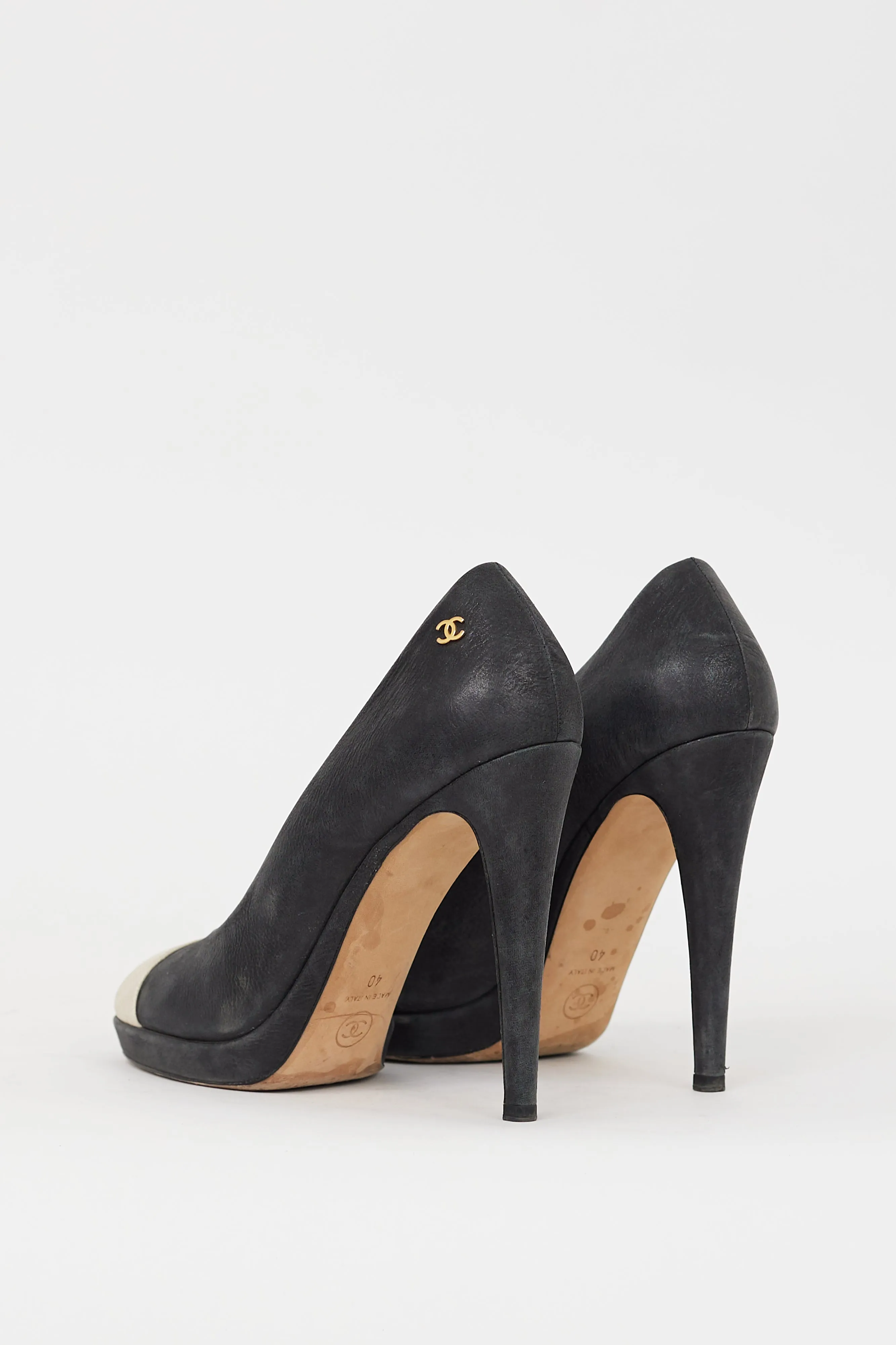 Cruise 2015 Black & Gold Sparkly Leather Heel