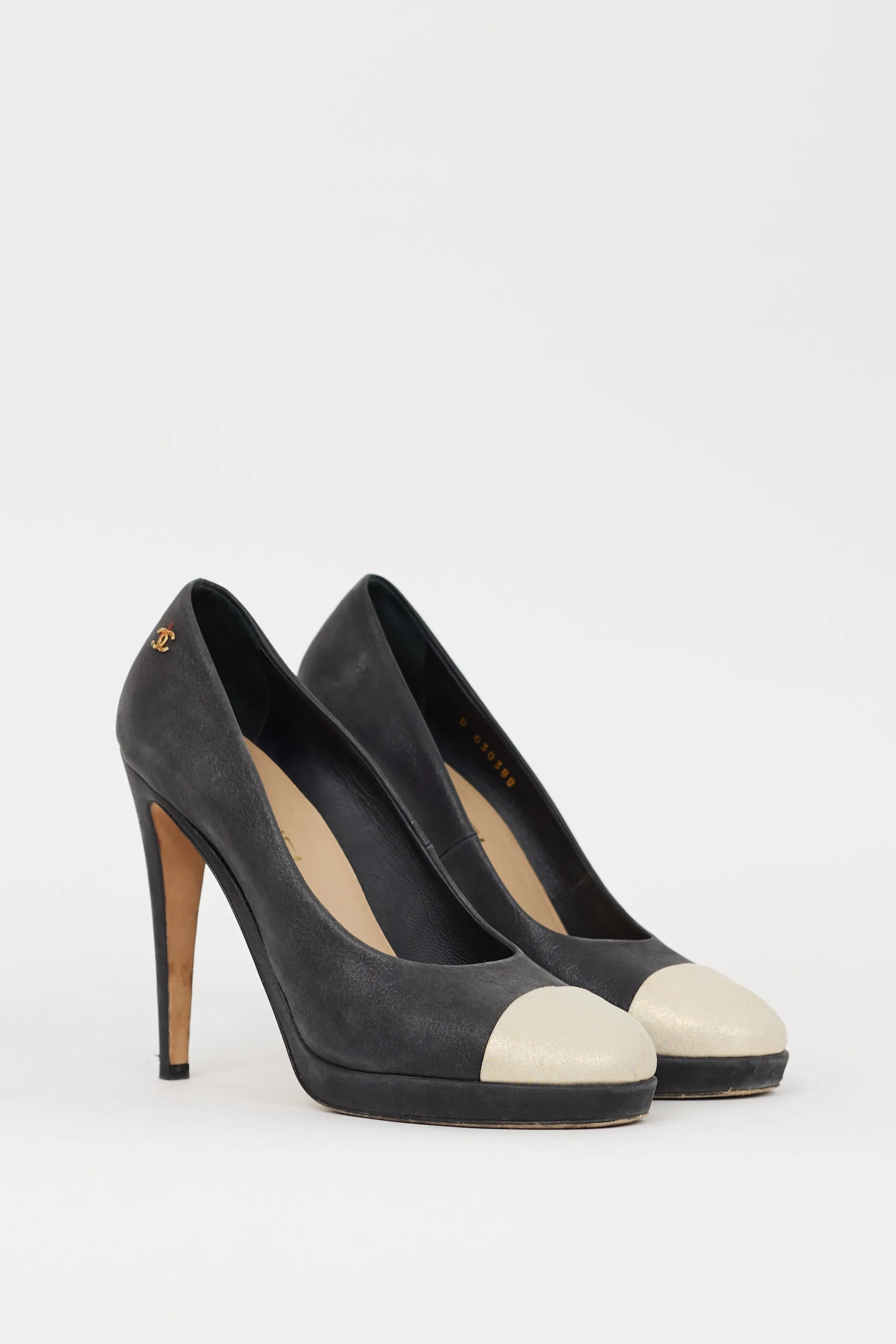 Cruise 2015 Black & Gold Sparkly Leather Heel