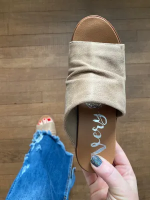 Gypsy Jazz Savannah Taupe Heels