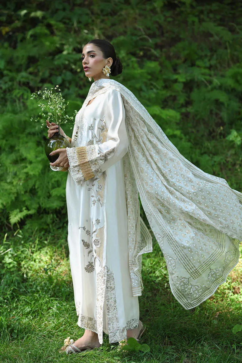 Hue Pret | Farasha Luxury Pret | Nooreh