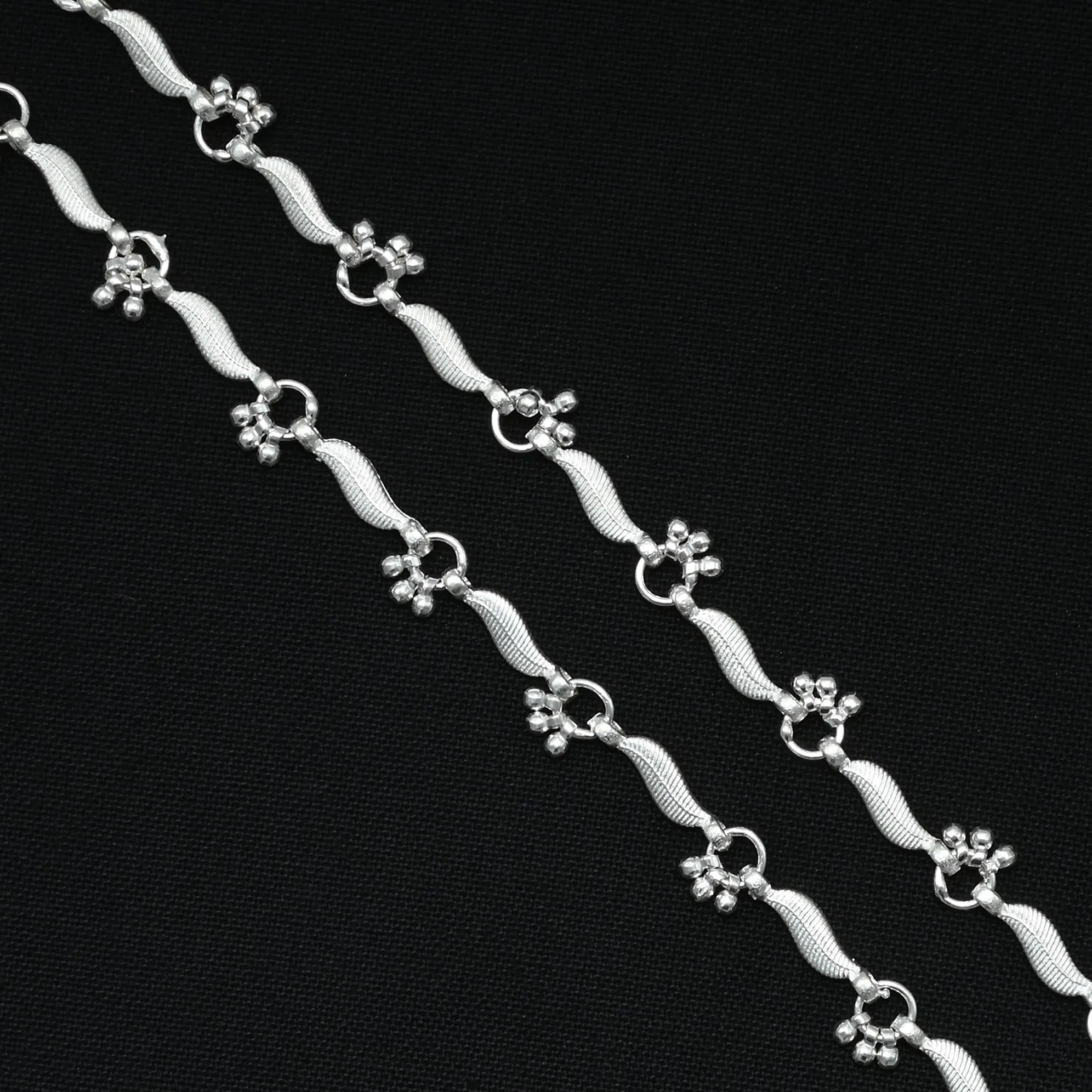 Silver Glamorous Spin Beads Anklet